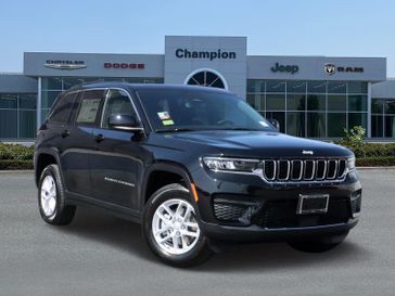 2025 Jeep Grand Cherokee Laredo X 4x2