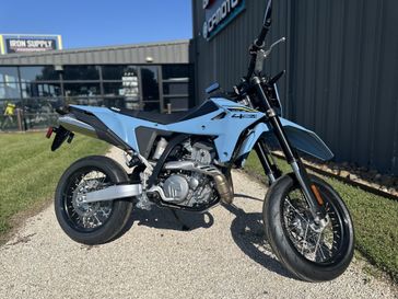 New 2025 Suzuki DR-Z4SM 