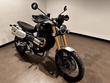2025 Triumph Scrambler 1200 XE 