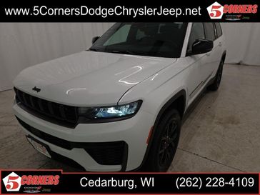 New 2026 Jeep Grand Cherokee L Laredo Altitude 4x4