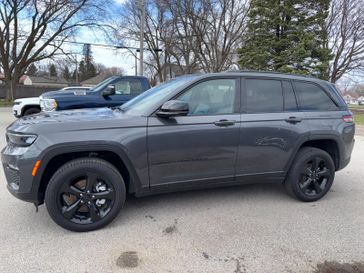 2025 Jeep Grand Cherokee Limited 4x4 in a Baltic Gray Metallic Clear Coat exterior color. Hometown Motors of Rockwell City 712-220-7644 hometownmotorsrc.com 