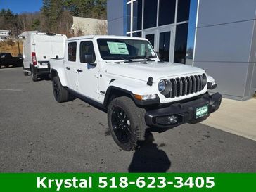 2025 Jeep Gladiator Nighthawk 4x4