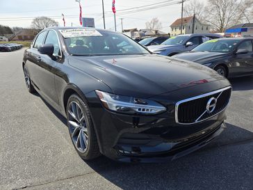 2019 Volvo S90 Momentum
