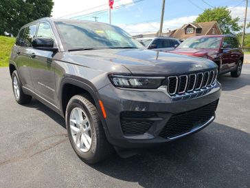 2024 Jeep Grand Cherokee Laredo X 4x4