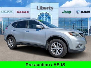 Used 2015 Nissan Rogue SV
