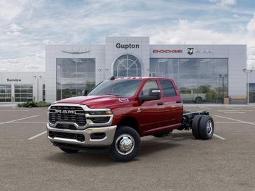 New 2026 RAM 3500 Tradesman Crew Cab Chassis 4x4 60' Ca
