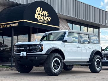 New 2025 Ford Bronco Outer Banks