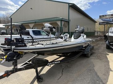 Used 2018 TRACKER NITRO Z21 