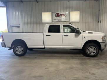 2024 RAM 3500 Tradesman Crew Cab 4x4 8' Box