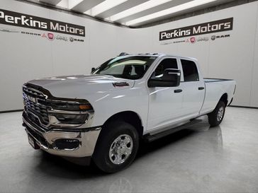 New 2026 RAM 2500 Tradesman Crew Cab 4x4 8' Box