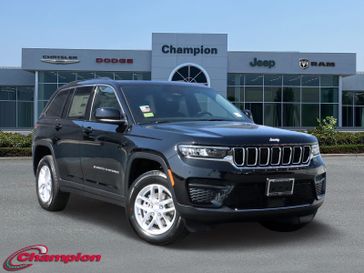 2025 Jeep Grand Cherokee Laredo X 4x2