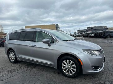 Used 2019 Chrysler Pacifica Touring L