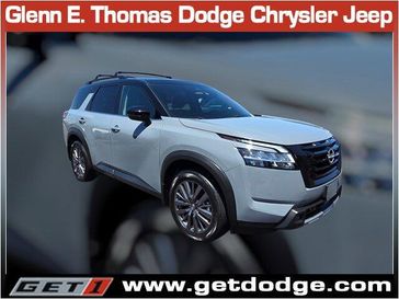 Used 2024 Nissan Pathfinder SL