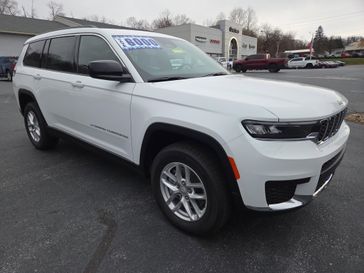 New 2025 Jeep Grand Cherokee L Laredo X 4x4