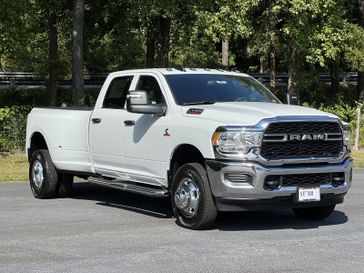 2024 RAM 3500 Tradesman Crew Cab 4x4 8' Box