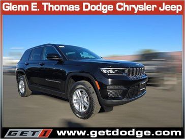 2025 Jeep Grand Cherokee Laredo 4x2