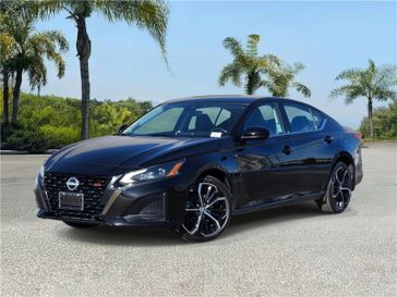 Used 2023 Nissan Altima 2.5 SR AWD Sedan in a Super Black exterior color and Sportinterior. Southbay Chrysler Jeep Dodge Ram (424) 404-5521 pixelmotiondemo.com 