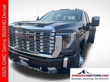 2025 GMC Sierra 3500HD Denali