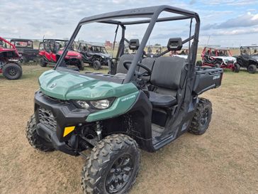New 2025 Can-Am Defender DPS HD9 