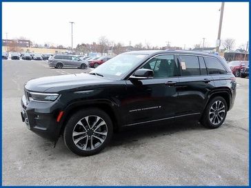 Used 2023 Jeep Grand Cherokee Overland