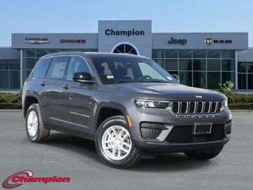 2025 Jeep Grand Cherokee Laredo X 4x2