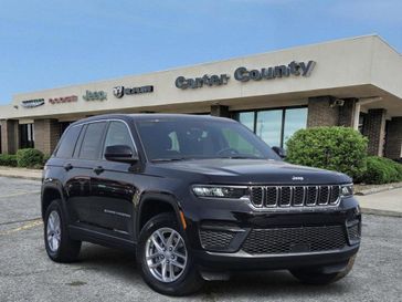 New 2026 Jeep Grand Cherokee Laredo 4x2