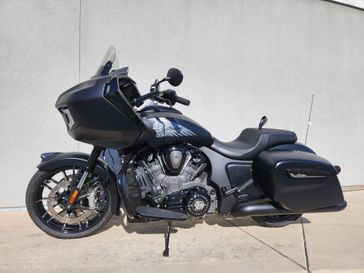 2026 Indian Motorcycle CHALLENGER DARK HORSE 