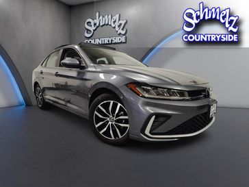 Used 2026 Volkswagen Jetta SE w/Sunroof