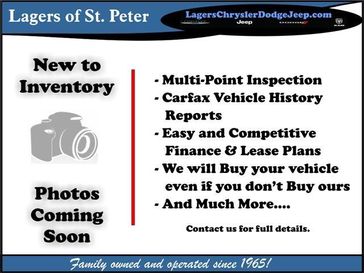 Used 2020 Chevrolet Traverse LT Cloth