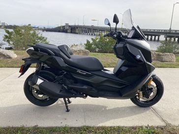 2023 BMW C 400 GT in a BLACK STORM METALLIC 2 exterior color. Euro Cycles of Daytona 386-257-2269 eurocyclesofdaytona.com 