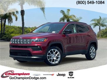 2022 Jeep Compass Latitude Lux 4X4's photo
