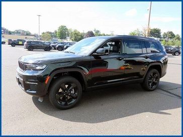New 2025 Jeep Grand Cherokee Limited
