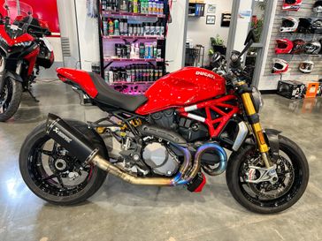2019 Ducati Monster Gateway BMW Ducati Motorcycles 314-427-9090 gatewaybmw.com 