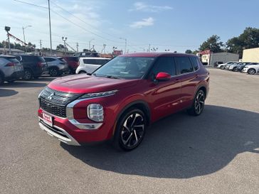 Used 2023 Mitsubishi Outlander SE 2WD