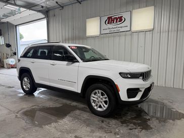 Used 2025 Jeep Grand Cherokee Laredo