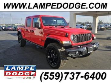 2025 Jeep Gladiator Nighthawk 4x4