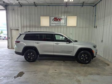 New 2025 Jeep Grand Cherokee L Altitude X 4x4