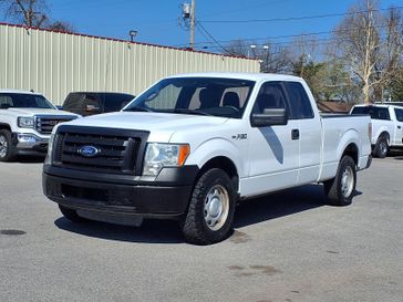 Used 2010 Ford F-150 XL SuperCab 8-ft. Bed 2WD