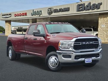 2024 RAM 3500 Tradesman Crew Cab 4x4 8' Box