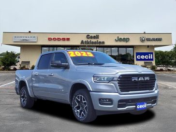 2025 RAM 1500 Laramie Crew Cab 4x4 5'7' Box