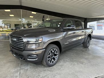2025 RAM 1500 Laramie Crew Cab 4x4 5'7' Box
