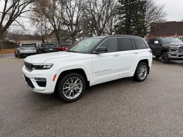 Certified Used 2025 Jeep Grand Cherokee Summit