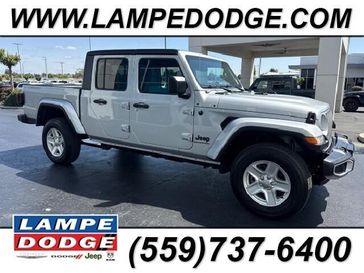2022 Jeep Gladiator Sport S