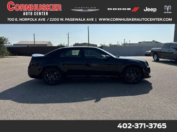 Gloss-Black