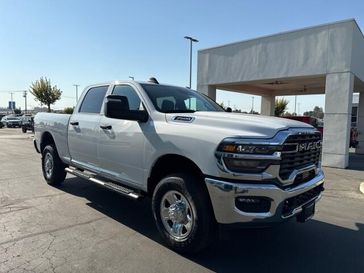 New 2025 RAM 2500 Tradesman Crew Cab 4x4 6'4' Box