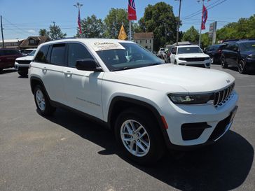2023 Jeep Grand Cherokee Laredo