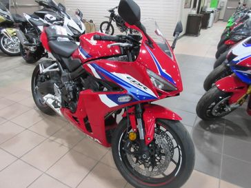 NEW 2026 HONDA CBR650R E-CLUTCH 