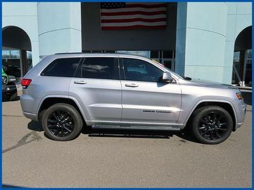 Used 2020 Jeep Grand Cherokee Altitude