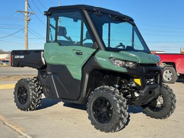 New 2026 Can-Am Defender DPS CAB HD10 