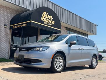 2017 Chrysler Pacifica LX